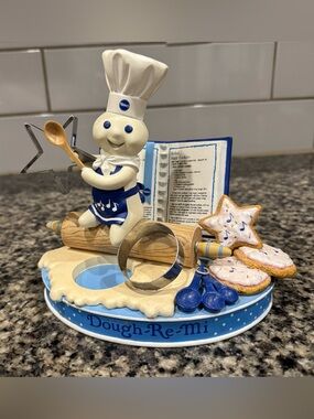 Pillsbury Doughboy Danbury Mint - Dough-Re-Mi Figurine 3088 of 5000 Sugar Cookie